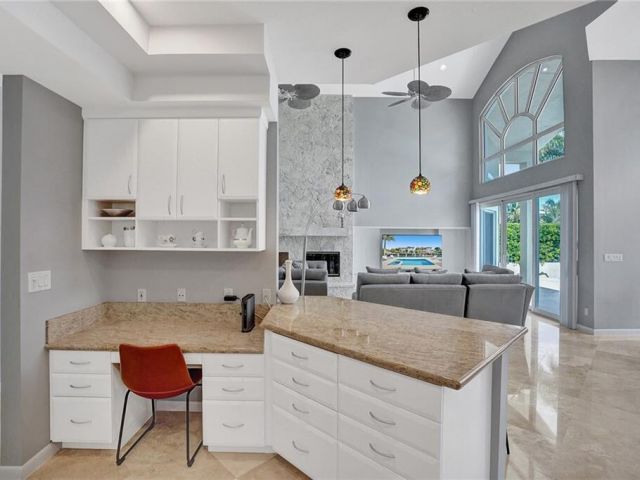 Home for rent at 1033 Brooks Lane - photo 6407423