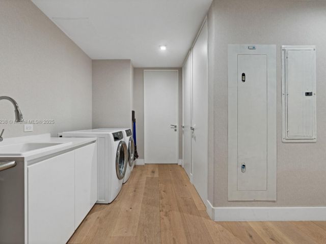 Apartment for sale  Unit #2402 - photo 6409113