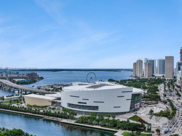 Apartment for sale  Unit #2402 - photo 6409115