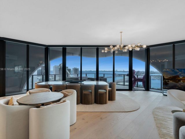 Apartment for sale  Unit #2402 - photo 6409126