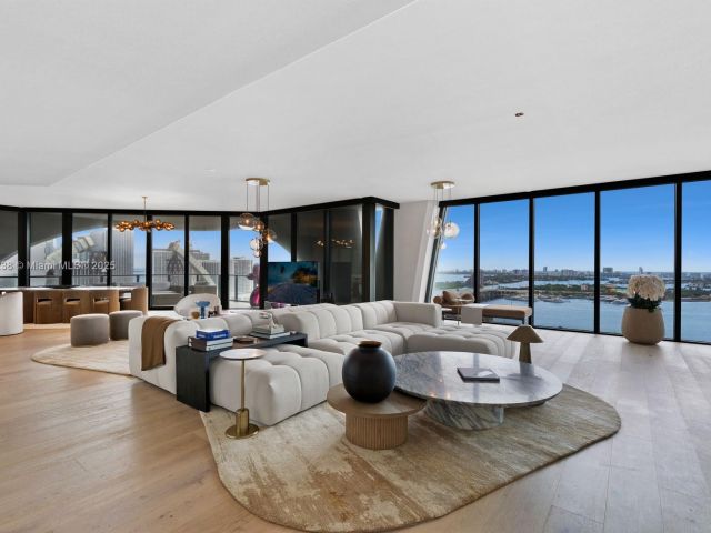 Apartment for sale  Unit #2402 - photo 6409130