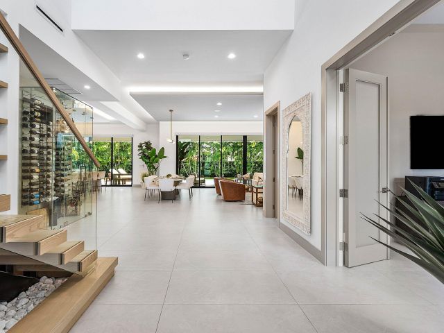 Home for sale at 499 NE 4th Street - photo 6932531