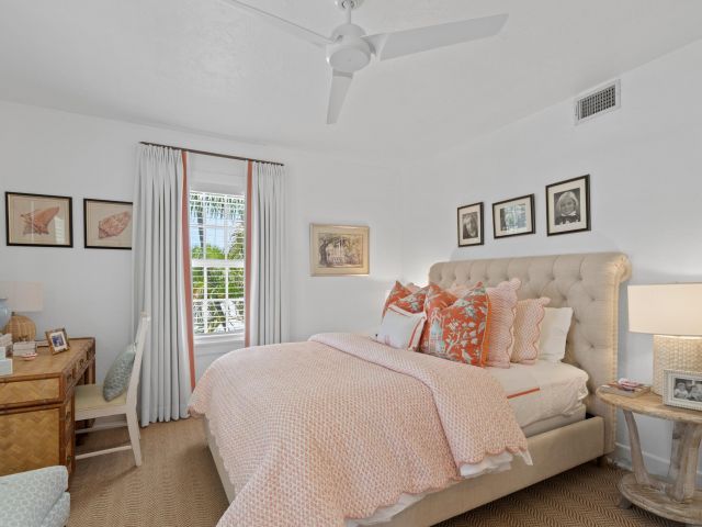 Home for sale at 528 32nd Street - photo 6413936