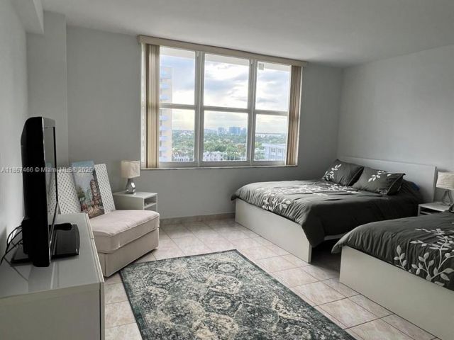 Apartment for rent  Unit #1115 - photo 6408126