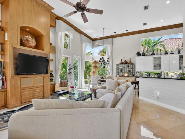 Home for sale at 6981 Lions Head Lane - photo 6409870