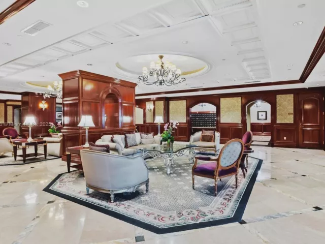 2-bedroom condo for sale in Surfside - 9595 Collins Ave N7-D - MondialRealty