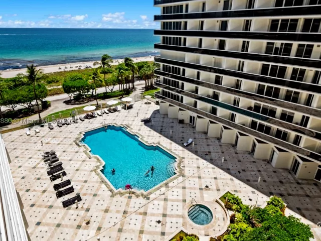 2-bedroom condo for sale in Surfside - 9595 Collins Ave N7-D - MondialRealty