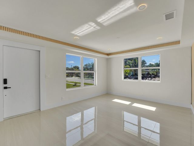 Home for sale at 928 Market Street - photo 6407620