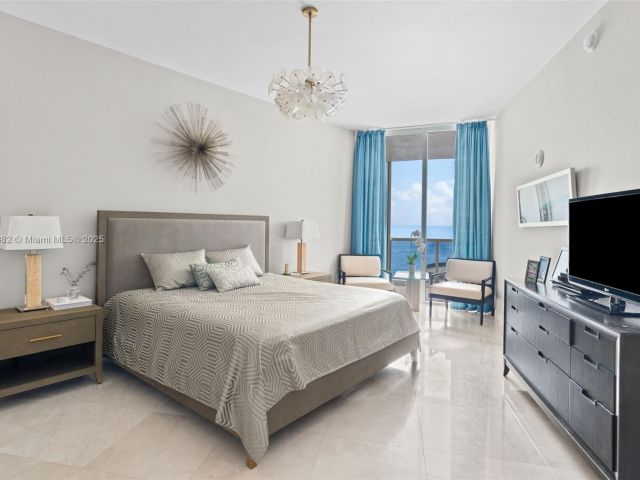 Apartment for rent  Unit #907 - photo 6409773