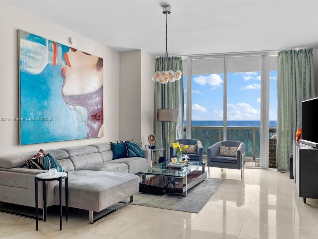 Apartment for rent  Unit #907 - photo 6409775