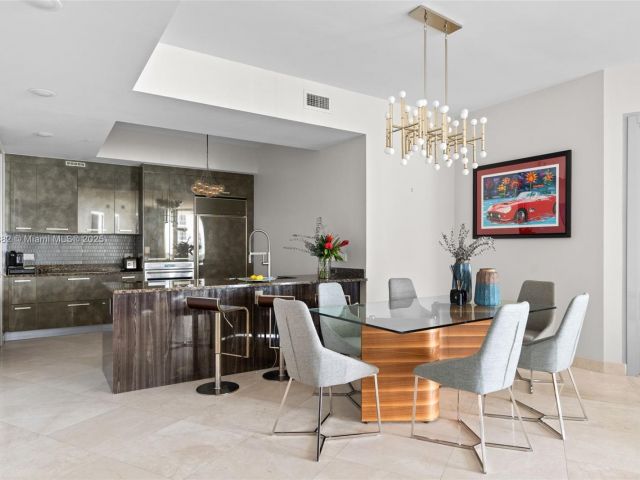 Apartment for rent  Unit #907 - photo 6409776