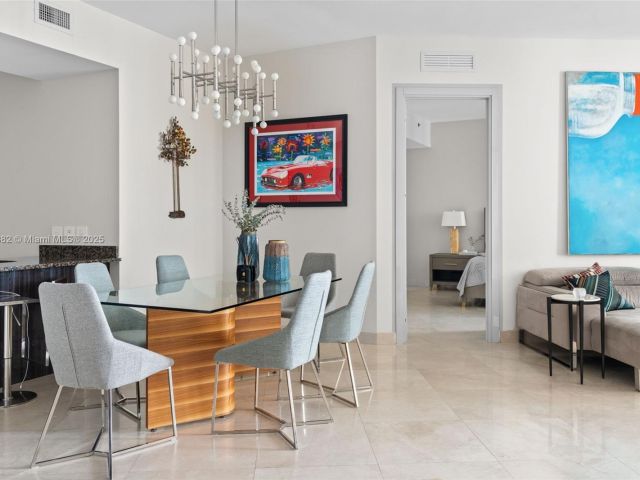 Apartment for rent  Unit #907 - photo 6409777