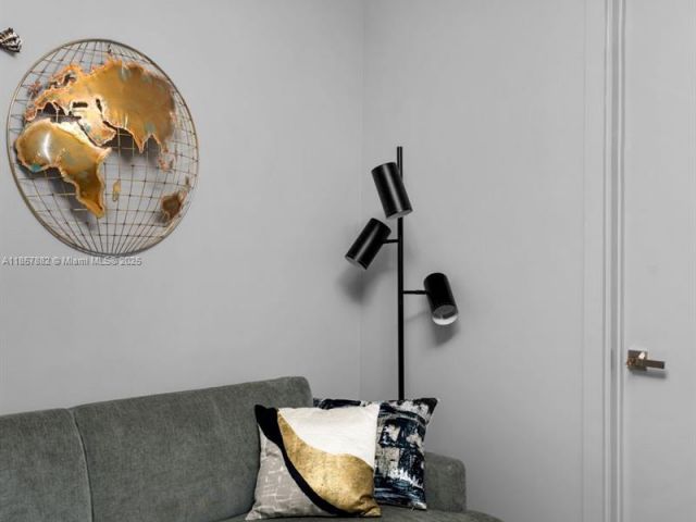 Apartment for rent  Unit #907 - photo 6409778