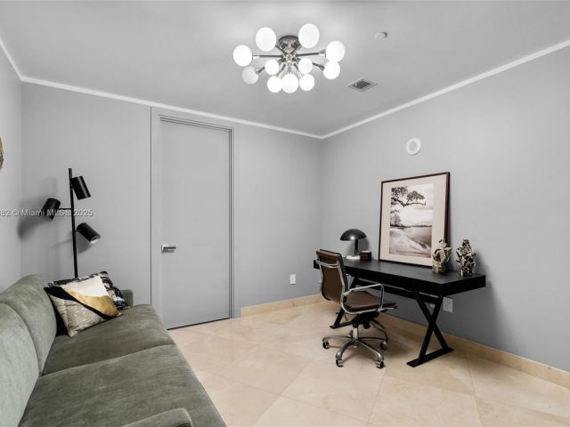 Apartment for rent  Unit #907 - photo 6409779