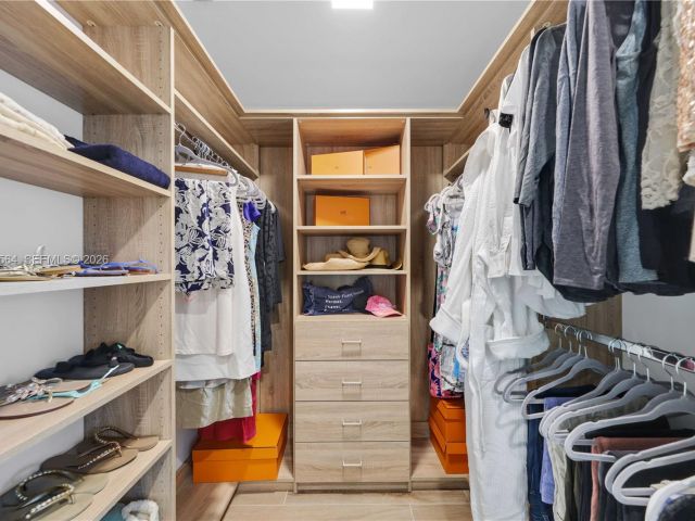 Apartment for sale  Unit #801 - photo 6478446