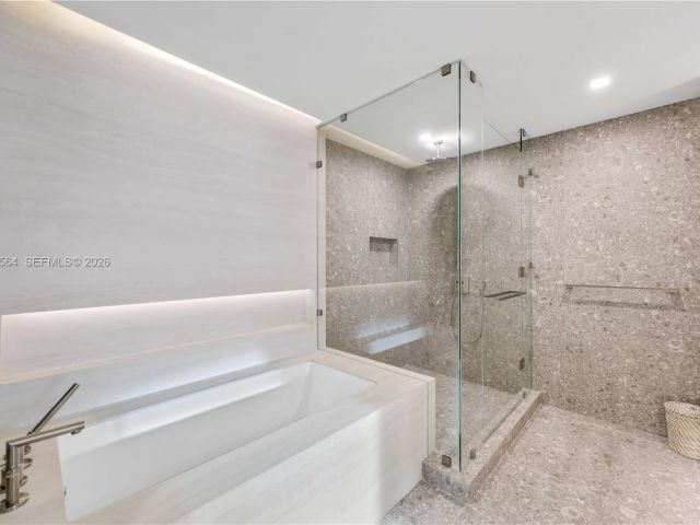 Apartment for sale  Unit #801 - photo 6478448