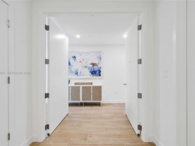 Apartment for sale  Unit #801 - photo 6478458