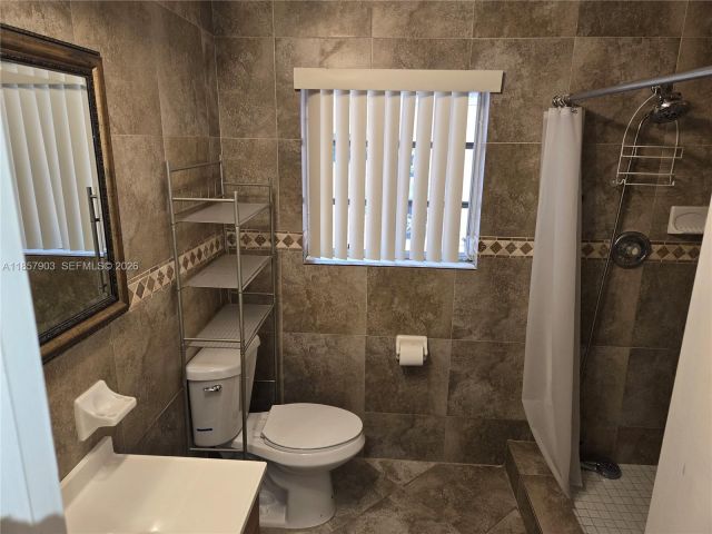 Home for rent at 2359 N Wallen Dr - photo 7487305