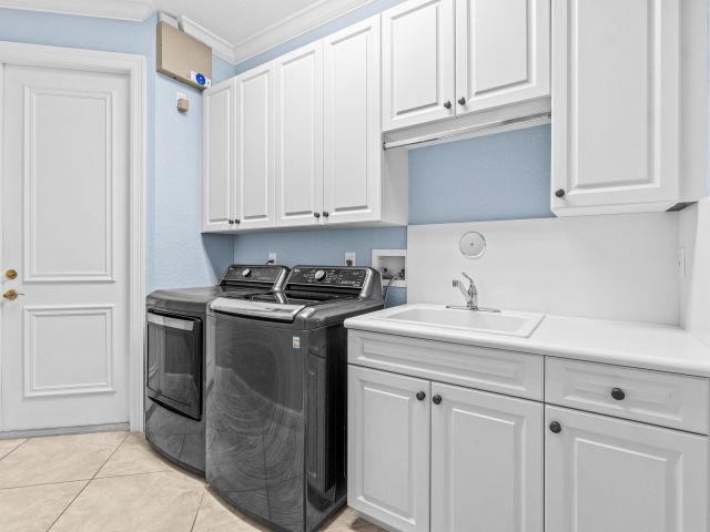 Home for sale at 16251 Bristol Pointe Drive - photo 6410622