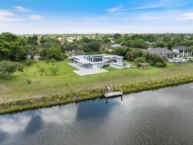 Home for sale at 3523 Lone Pine Road - photo 6437339