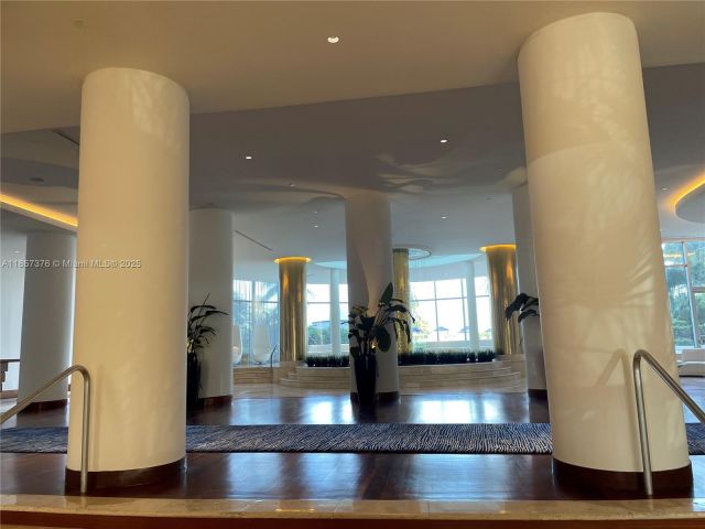 Apartment for rent  Unit #1104 - photo 7394681