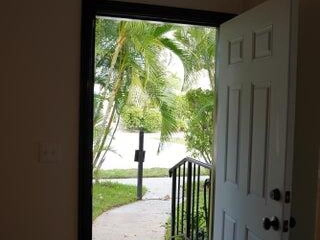 Home for rent at 5215 N Flagler Drive - photo 6673547