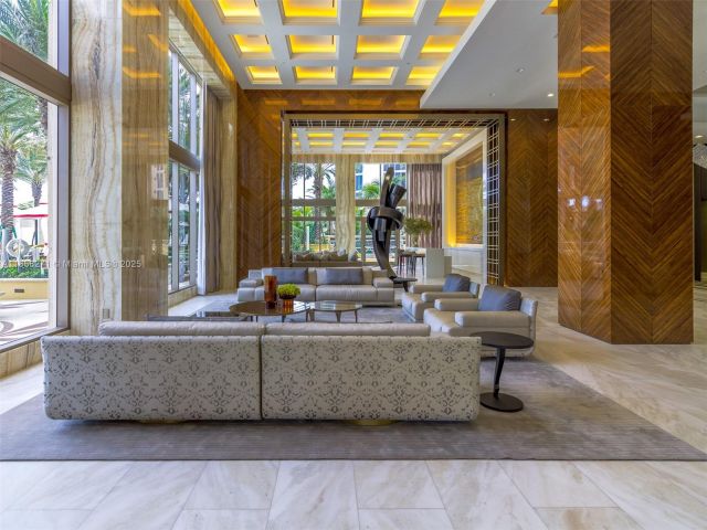 Apartment for rent  Unit #802 - photo 6412617