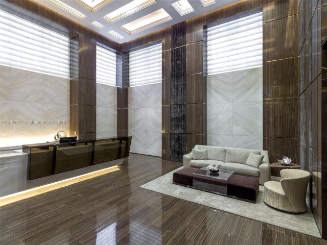 Apartment for rent  Unit #802 - photo 6412618