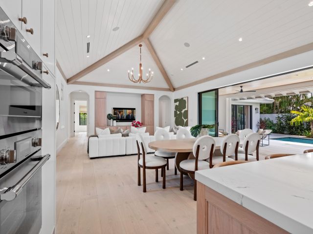 Home for sale at 502 Gardenia Terrace - photo 6436062