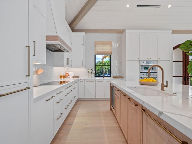 Home for sale at 502 Gardenia Terrace - photo 6436063