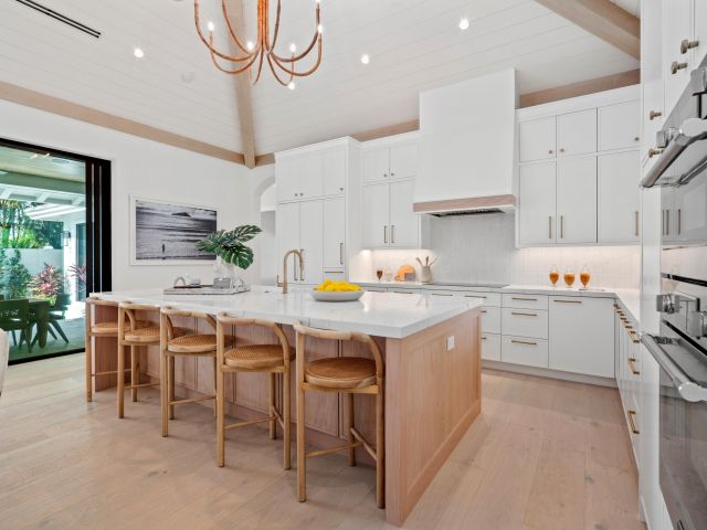 Home for sale at 502 Gardenia Terrace - photo 6436064