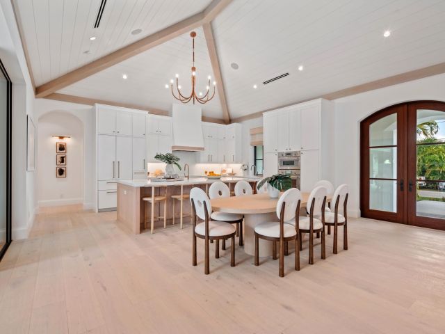 Home for sale at 502 Gardenia Terrace - photo 6436065