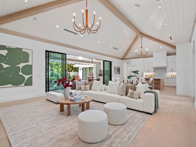 Home for sale at 502 Gardenia Terrace - photo 6436069