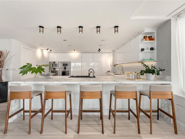 Apartment for sale  Unit #421 - photo 6425382