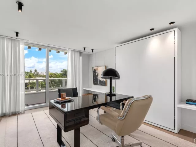 3-bedroom condo for sale in Miami Beach - 4701 N Meridian Ave 421 - MondialRealty