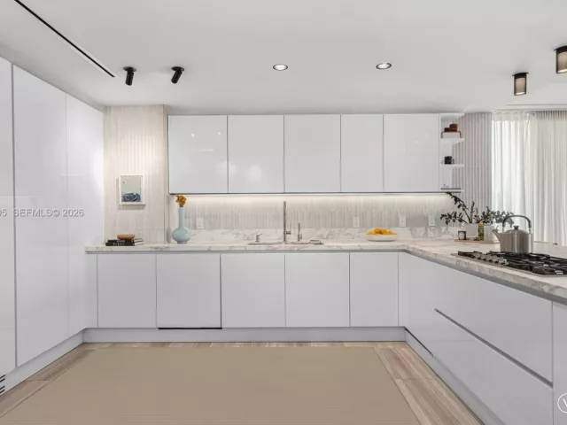 3-bedroom condo for sale in Miami Beach - 4701 N Meridian Ave 421 - MondialRealty