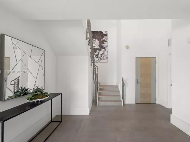 4-bedroom condo for sale in Sunny Isles Beach - 330 Sunny Isles Blvd 5-502 - MondialRealty