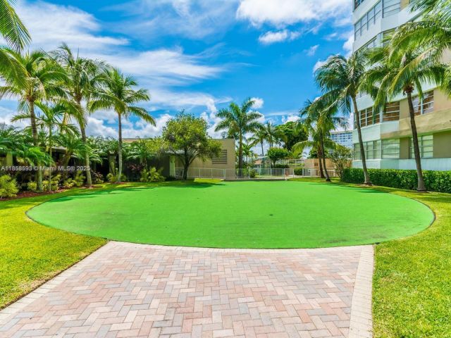 2-bedroom condo for rent in Hallandale Beach - 1950 S Ocean Dr 7G - MondialRealty