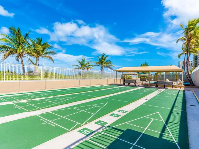 2-bedroom condo for rent in Hallandale Beach - 1950 S Ocean Dr 7G - MondialRealty