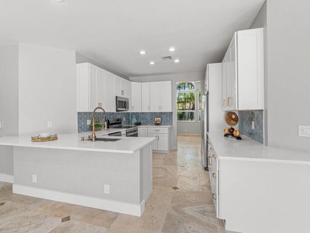 Home for rent at 2875 NW 29th Drive - photo 6755032