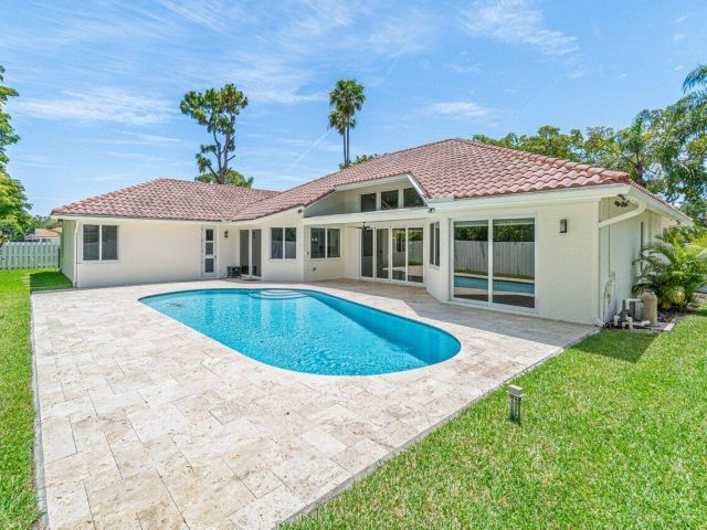 Home for rent at 2875 NW 29th Drive - photo 6755042