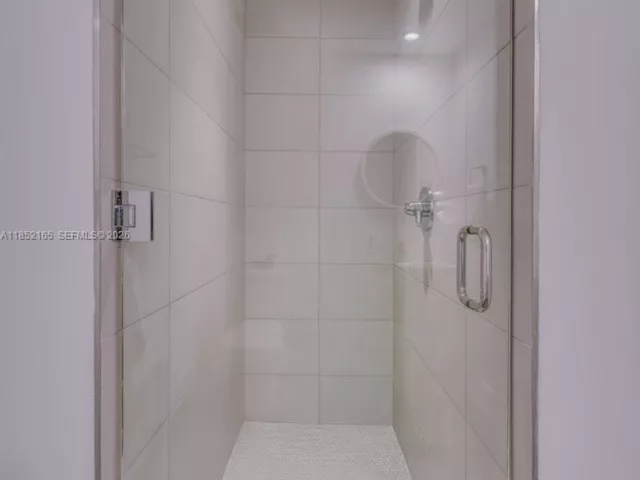 Apartment for sale  Unit #405 - photo 6417572