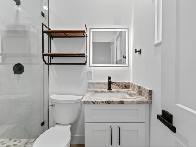 Home for rent at 326 191st Street - photo 6415302