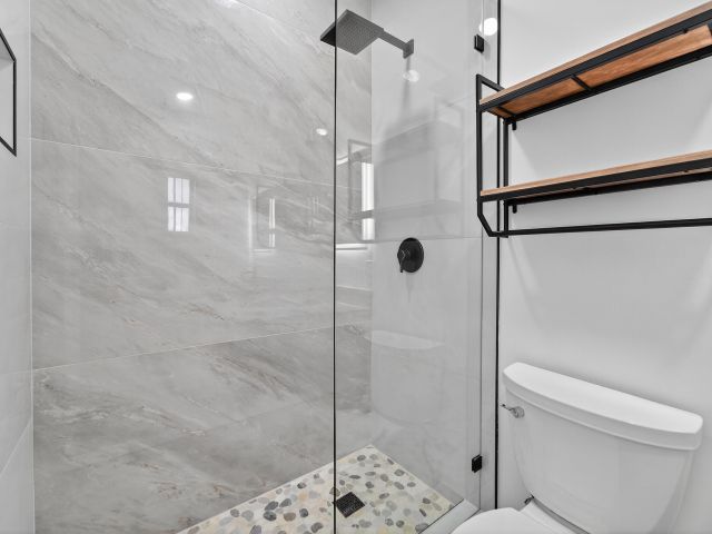 Home for rent at 326 191st Street - photo 6415303