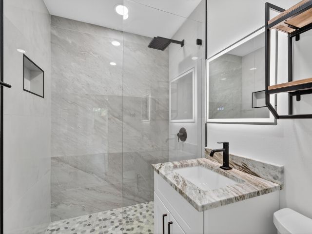 Home for rent at 326 191st Street - photo 6415309