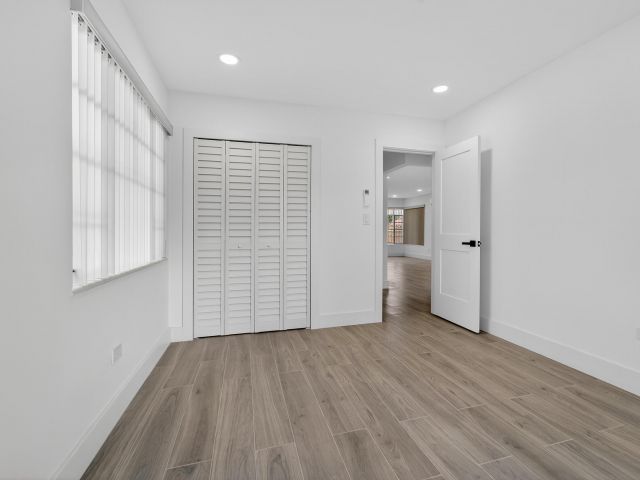 Home for rent at 326 191st Street - photo 6415311