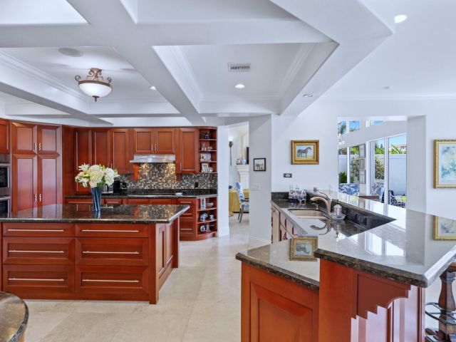 Home for sale at 917 Iris Drive - photo 6433985