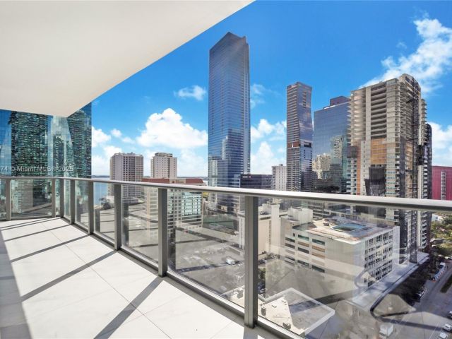 Apartment for sale  Unit #1705 - photo 6416258