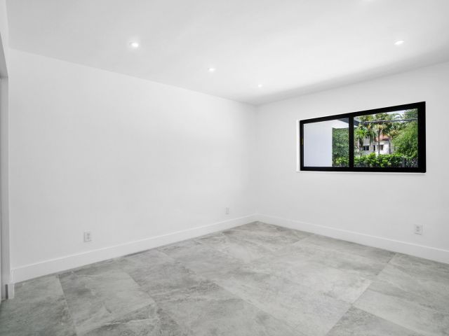 Home for sale at 1860 NE 199th Street - photo 6437374