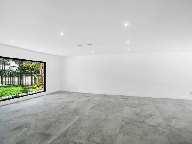 Home for sale at 1860 NE 199th Street - photo 6437380